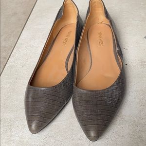 Alligator skin flats- NINE WEST - rubber sole